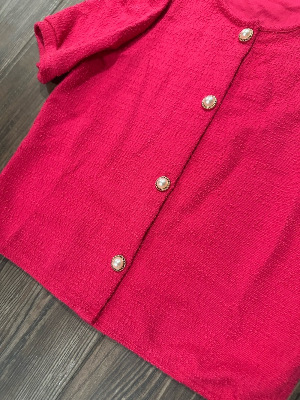 Pearl-Button Textured Puff Short Sleeve Blouse in Rose Pink - Picture 6 of 8